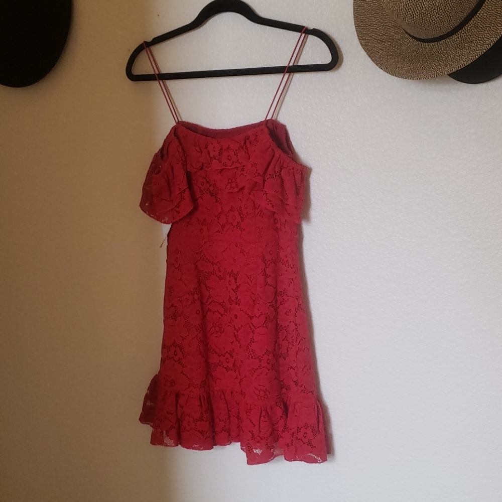 FIONA LACE RED BODYCON DRESS